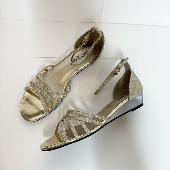 Easy Street Tarrah Gold Glitter Wedge Sandals Size 8.5 - Picture 4 of 8